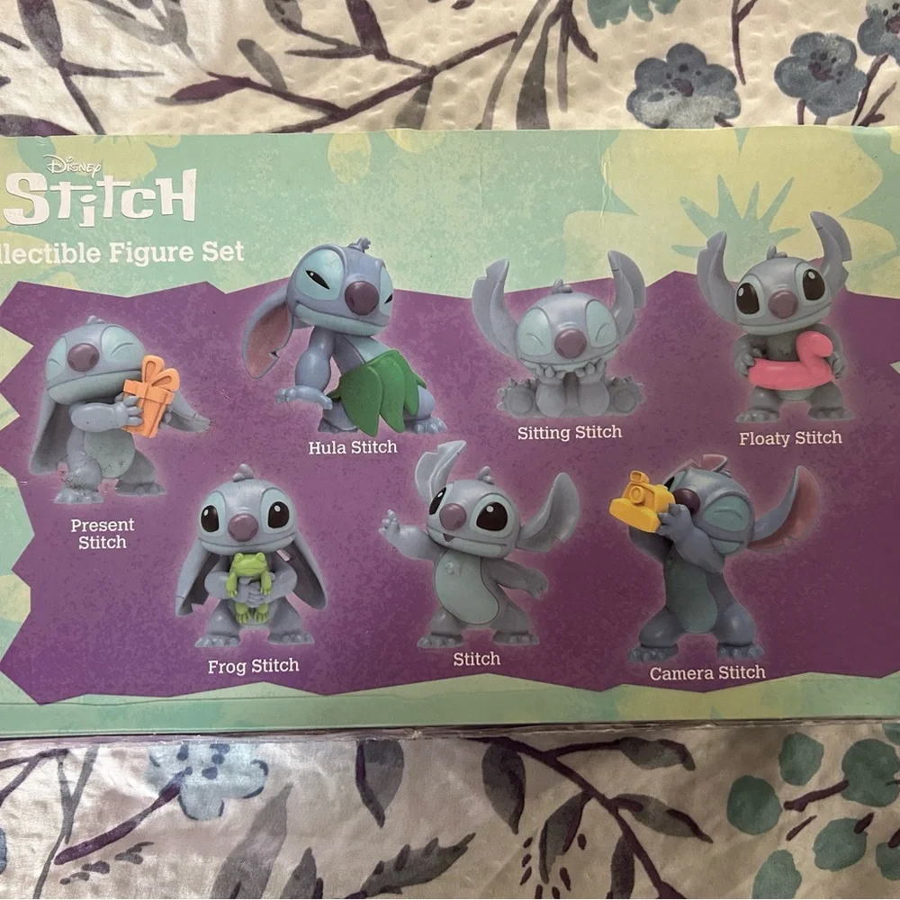 Disney Lilo &‎ Stitch Collectible Action Figure Set of 7 - dated 2022